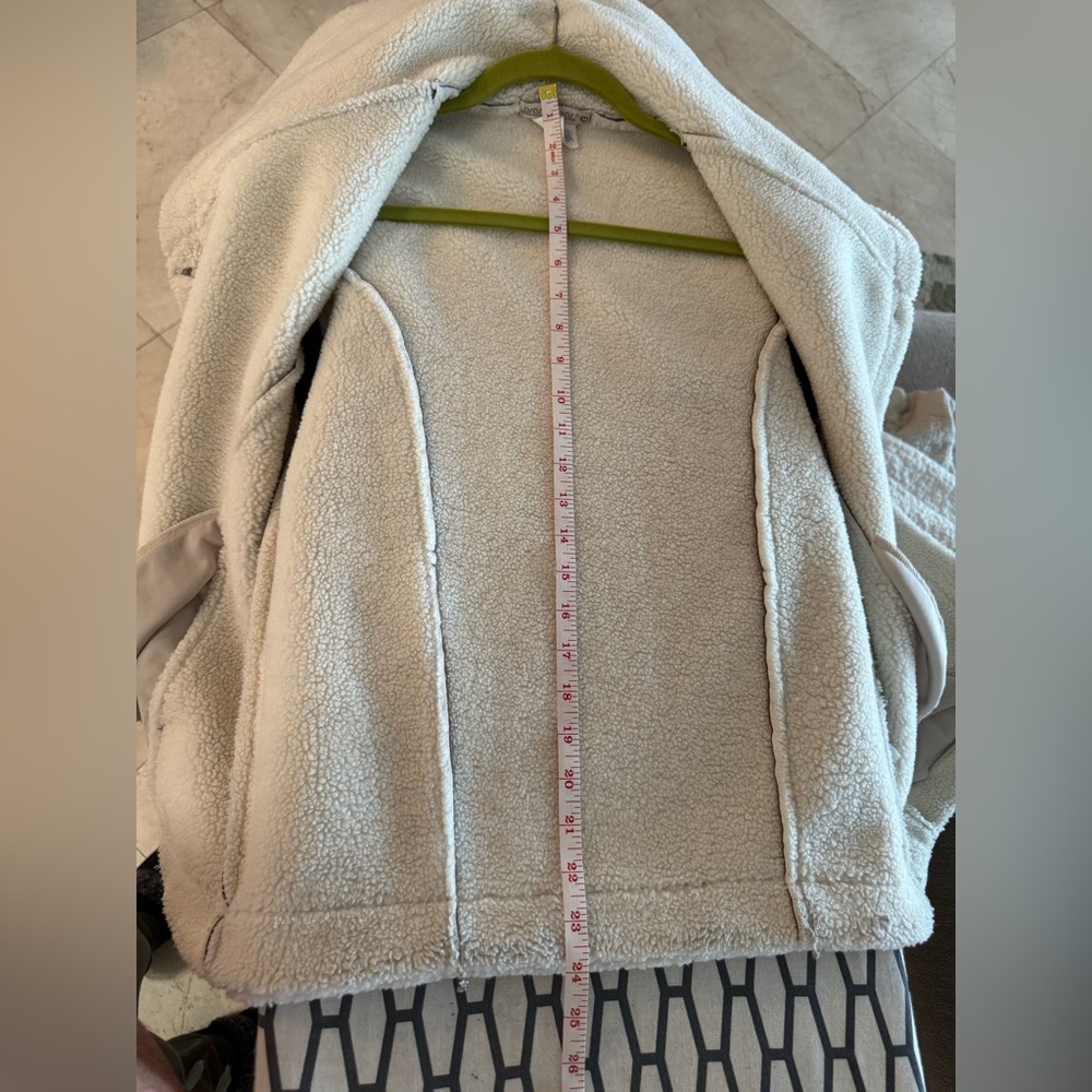 Women's Brown Shearling-Trim Ski Jacket - Picture 6 of 6